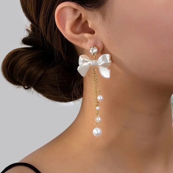 Elegant Bow and Pearl Drop Earrings